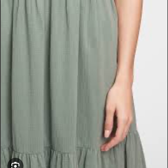 Cami V-Neck Maxi Dress - Picture 2 of 4